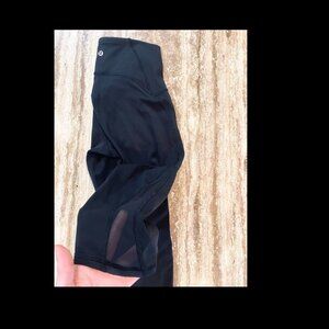 Women's Lululemon Capri Leggings